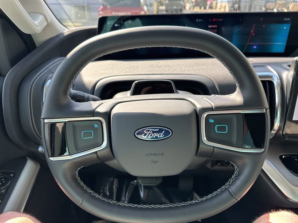 New 2026 Ford Expedition Platinum w/ Driver's Package AWD/4WD image 21