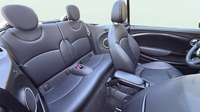 Used 2014 MINI Cooper S FWD image 23