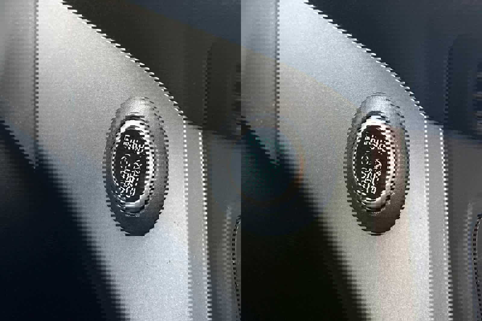 Used 2019 Ford Escape SEL image 25