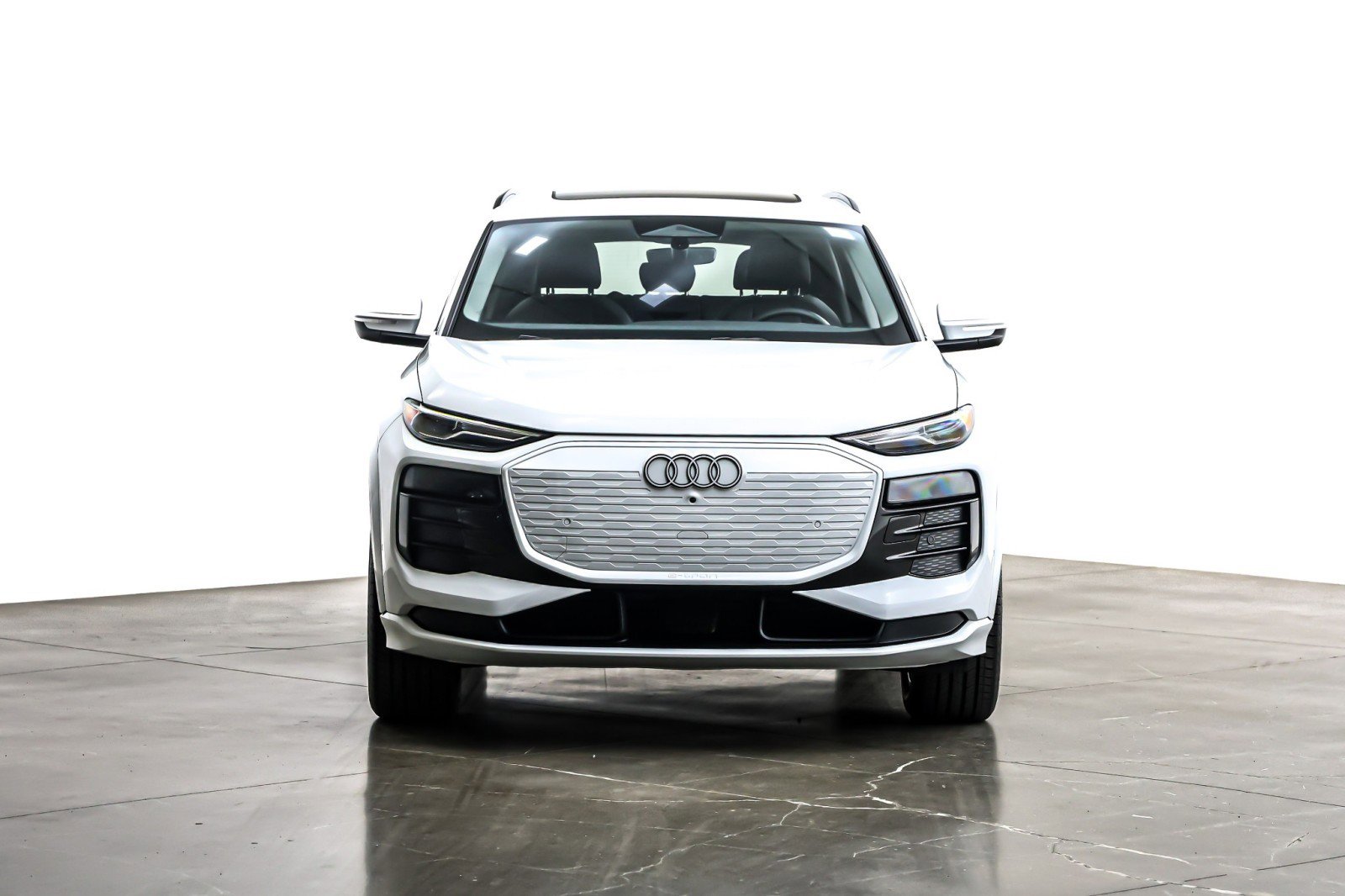 Used 2025 Audi Q6 e-tron Premium w/ Convenience Package image 4