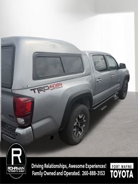 Used 2019 Toyota Tacoma TRD Off-Road image 5