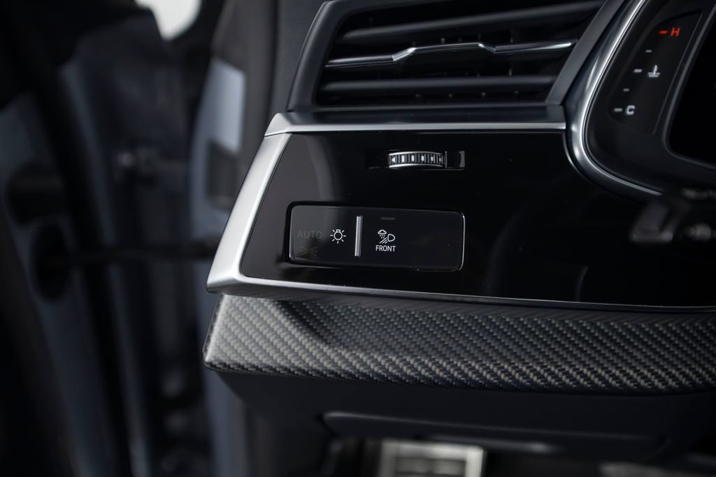 Used 2022 Audi RS Q8 AWD/4WD image 45