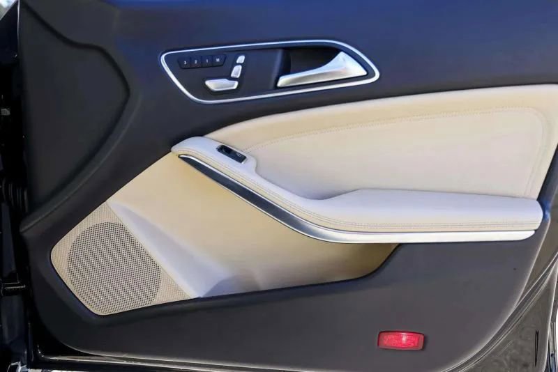 Used 2019 Mercedes-Benz CLA 250 image 33