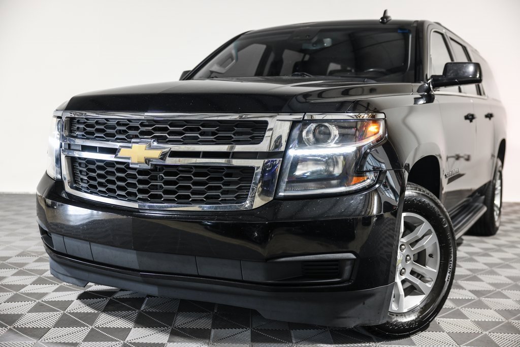 Used 2019 Chevrolet Suburban LT image 9
