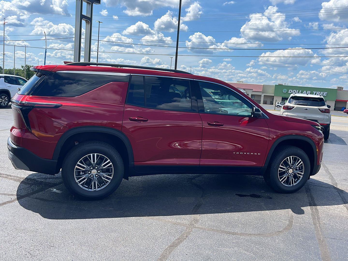New 2026 Chevrolet Traverse LT w/ Driver Confidence Package AWD/4WD image 6