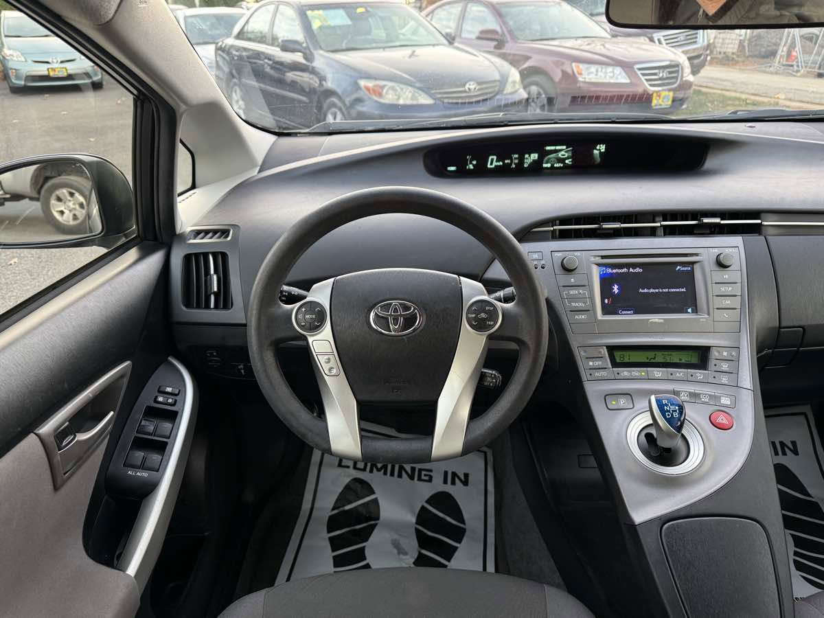 Used 2015 Toyota Prius Two image 14
