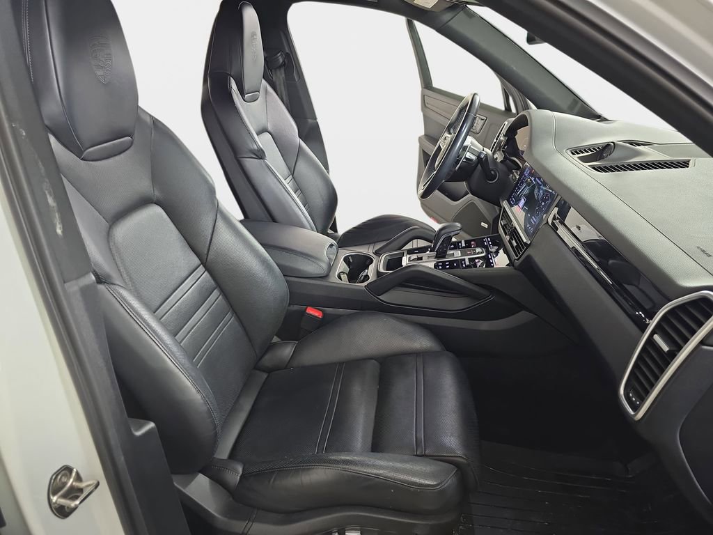 Used 2019 Porsche Cayenne image 10