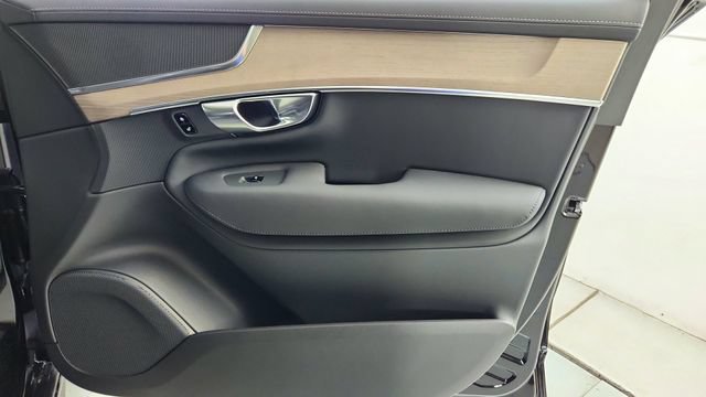New 2026 Volvo XC90 B6 Plus w/ Protection Package AWD/4WD image 39