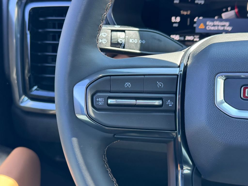 New 2026 GMC Canyon AT4 w/ Technology Plus Package AWD/4WD image 26