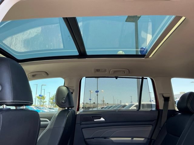 Certified 2023 Volkswagen Atlas SEL R-Line AWD/4WD image 25