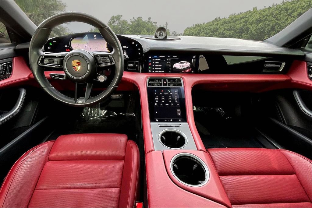 Used 2020 Porsche Taycan 4S image 7