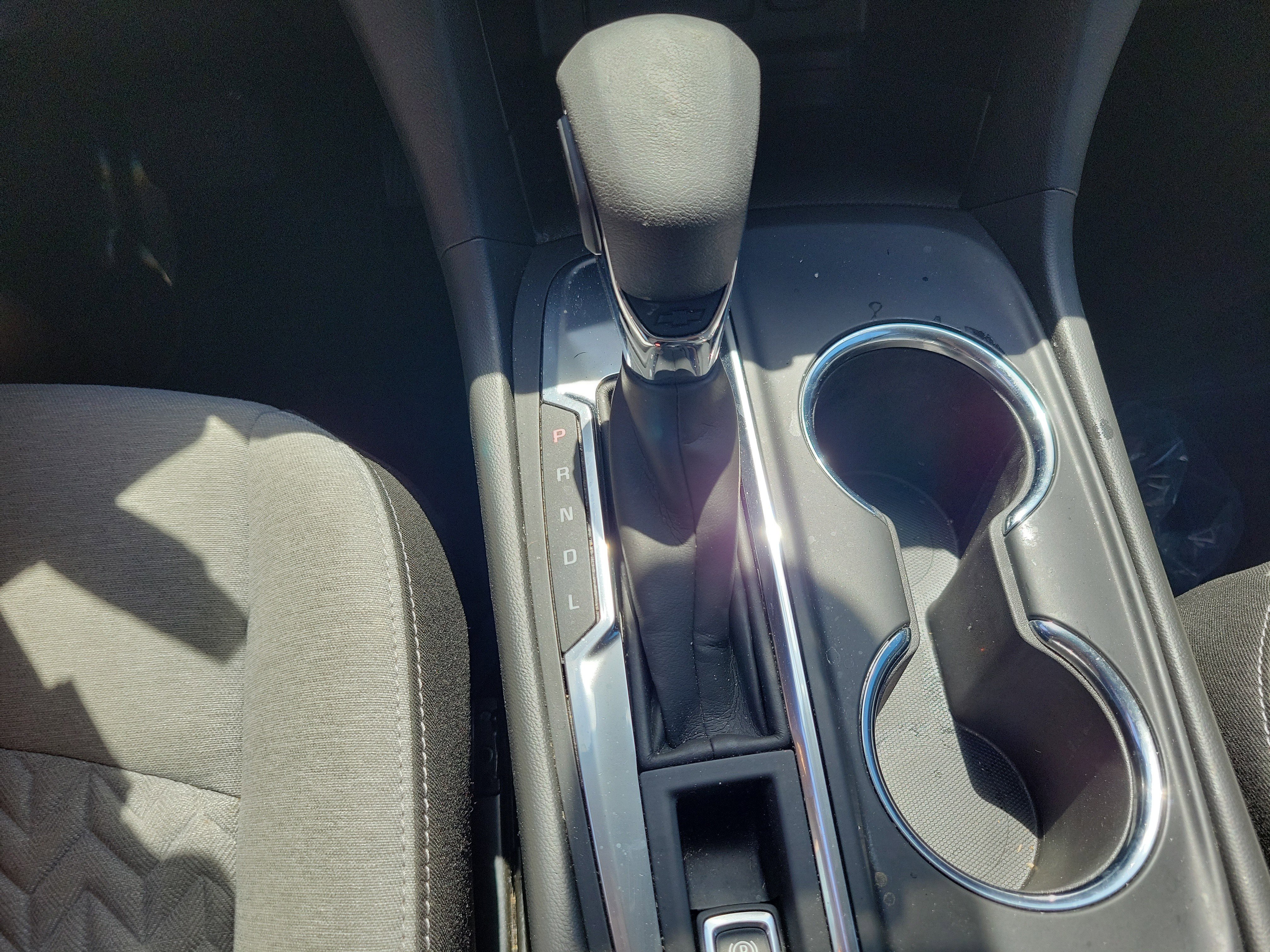 Used 2023 Chevrolet Equinox LS w/ LS Convenience Package image 28