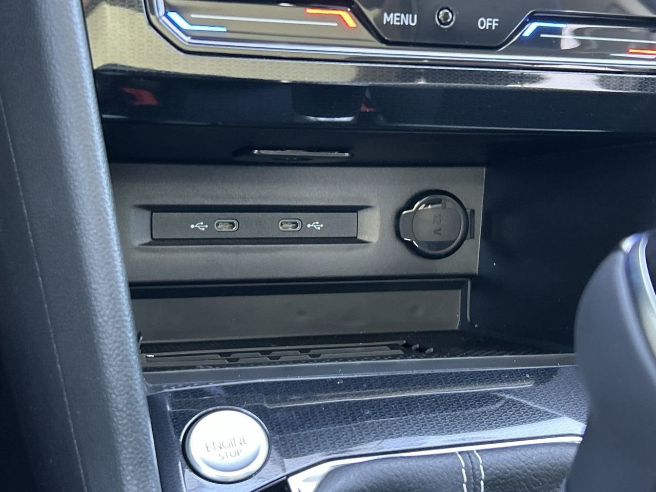 New 2026 Volkswagen Taos SE image 25