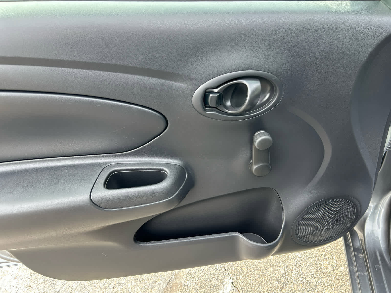 Used 2019 Nissan Versa S Plus image 10