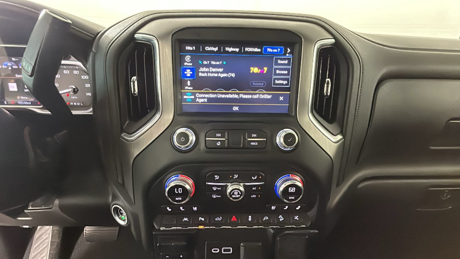 Used 2022 GMC Sierra 1500 Denali w/ Denali Premium Package AWD/4WD image 28