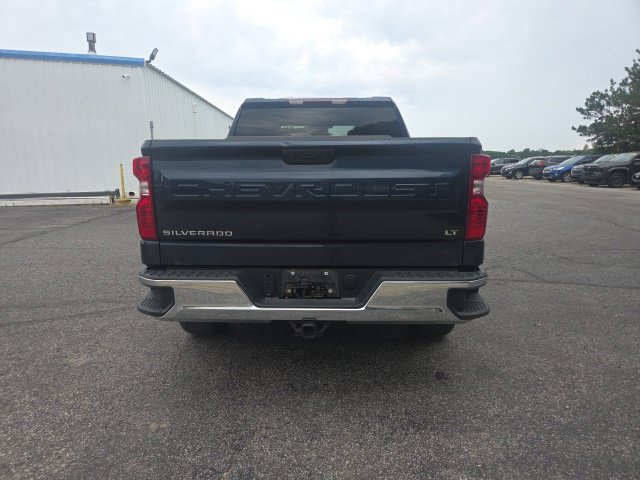 Used 2023 Chevrolet Silverado 1500 LT AWD/4WD image 7