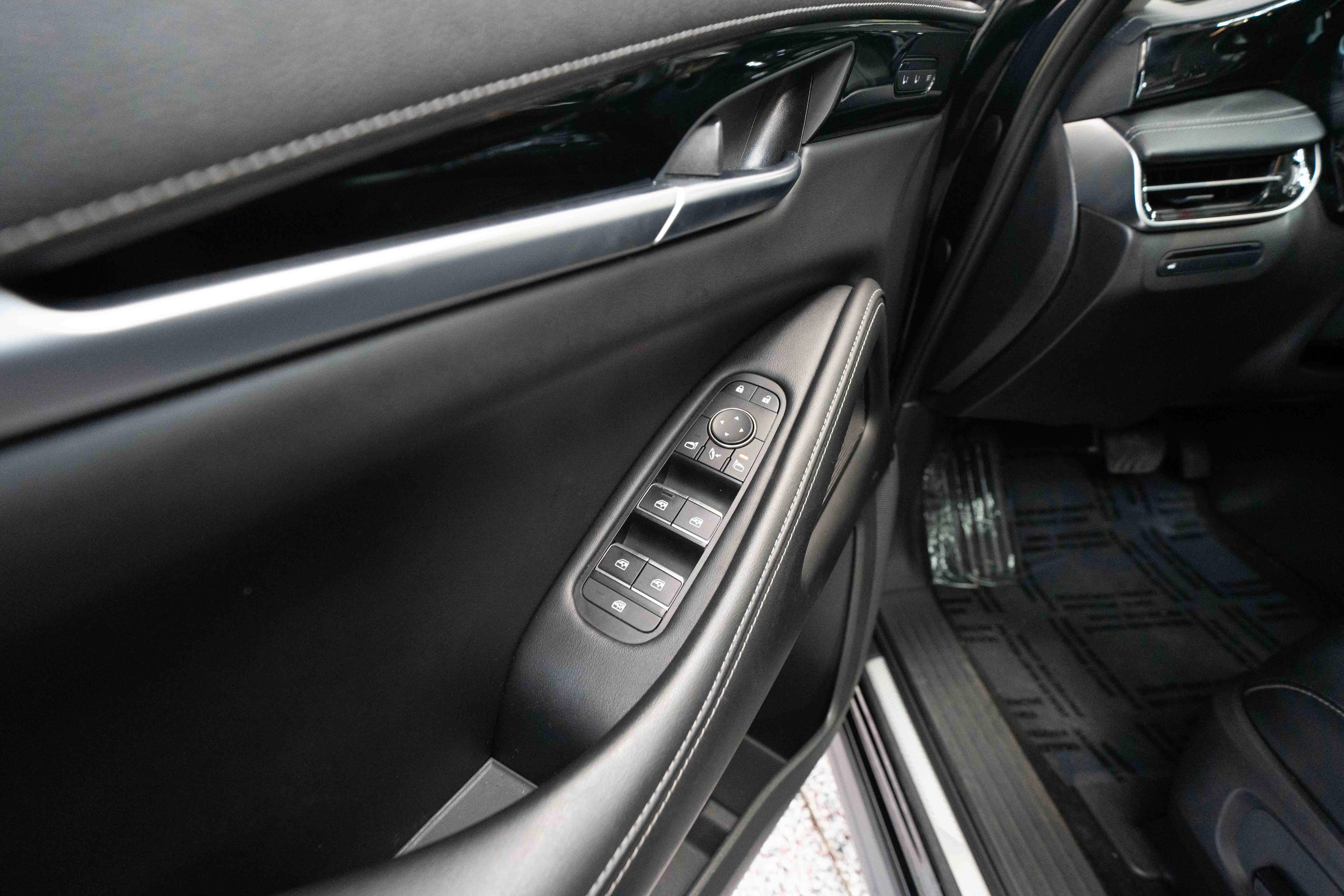Used 2023 INFINITI QX60 Pure AWD/4WD image 7