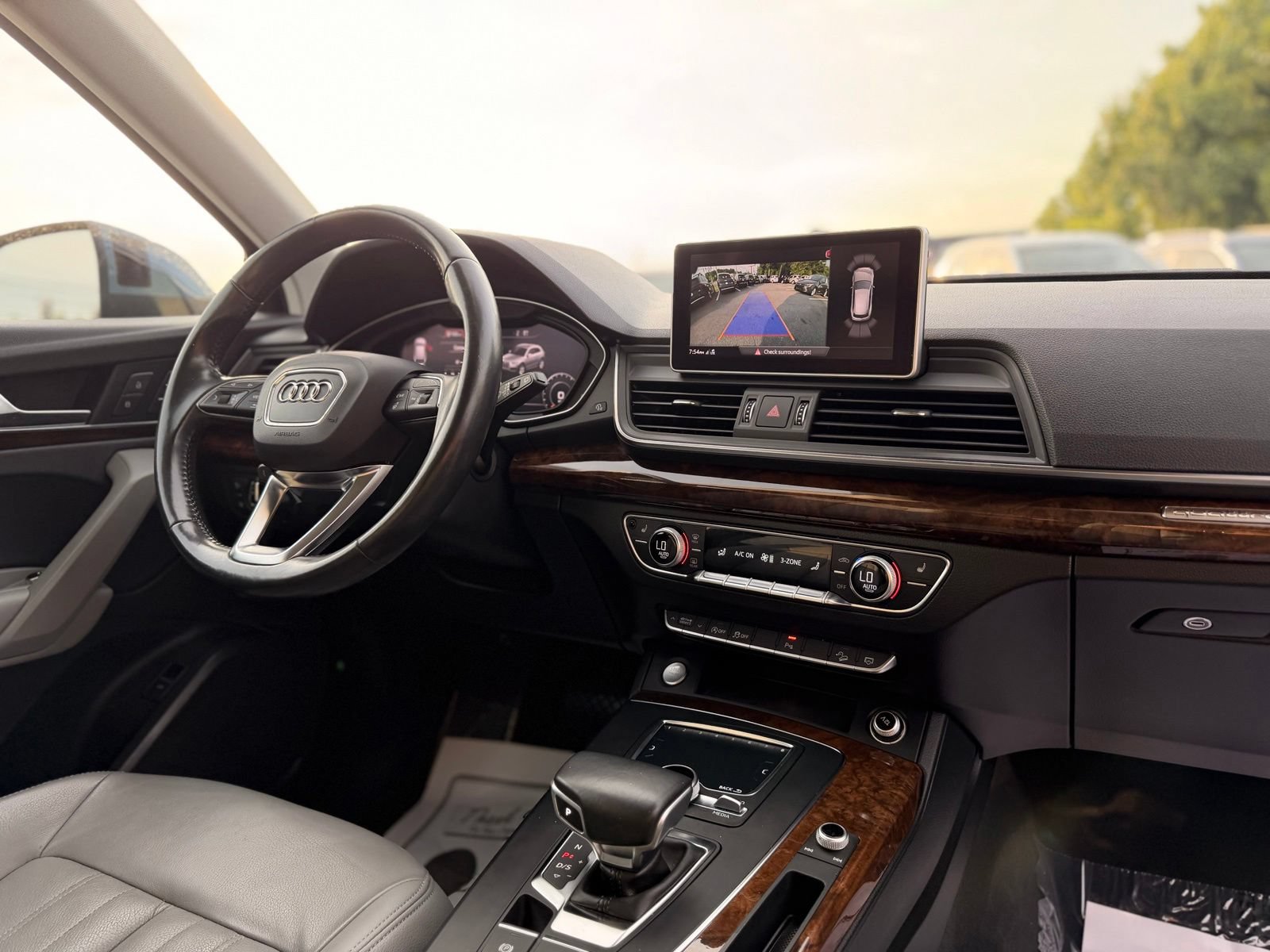 Used 2018 Audi Q5 Prestige w/ Premium Plus Package AWD/4WD image 36