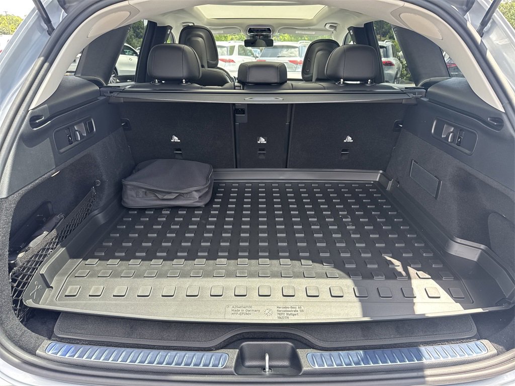 New 2025 Mercedes-Benz GLC 350e 4MATIC image 15