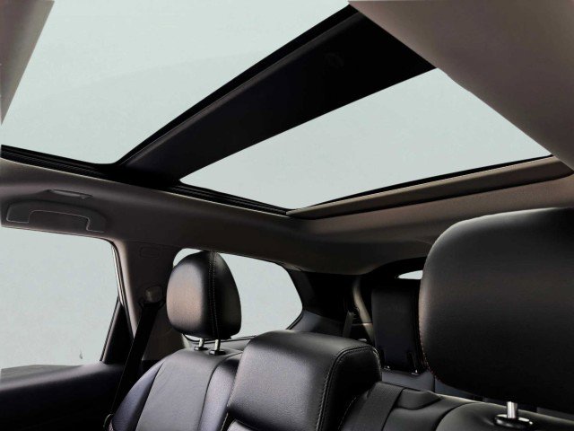 Used 2020 Nissan Pathfinder SL image 43