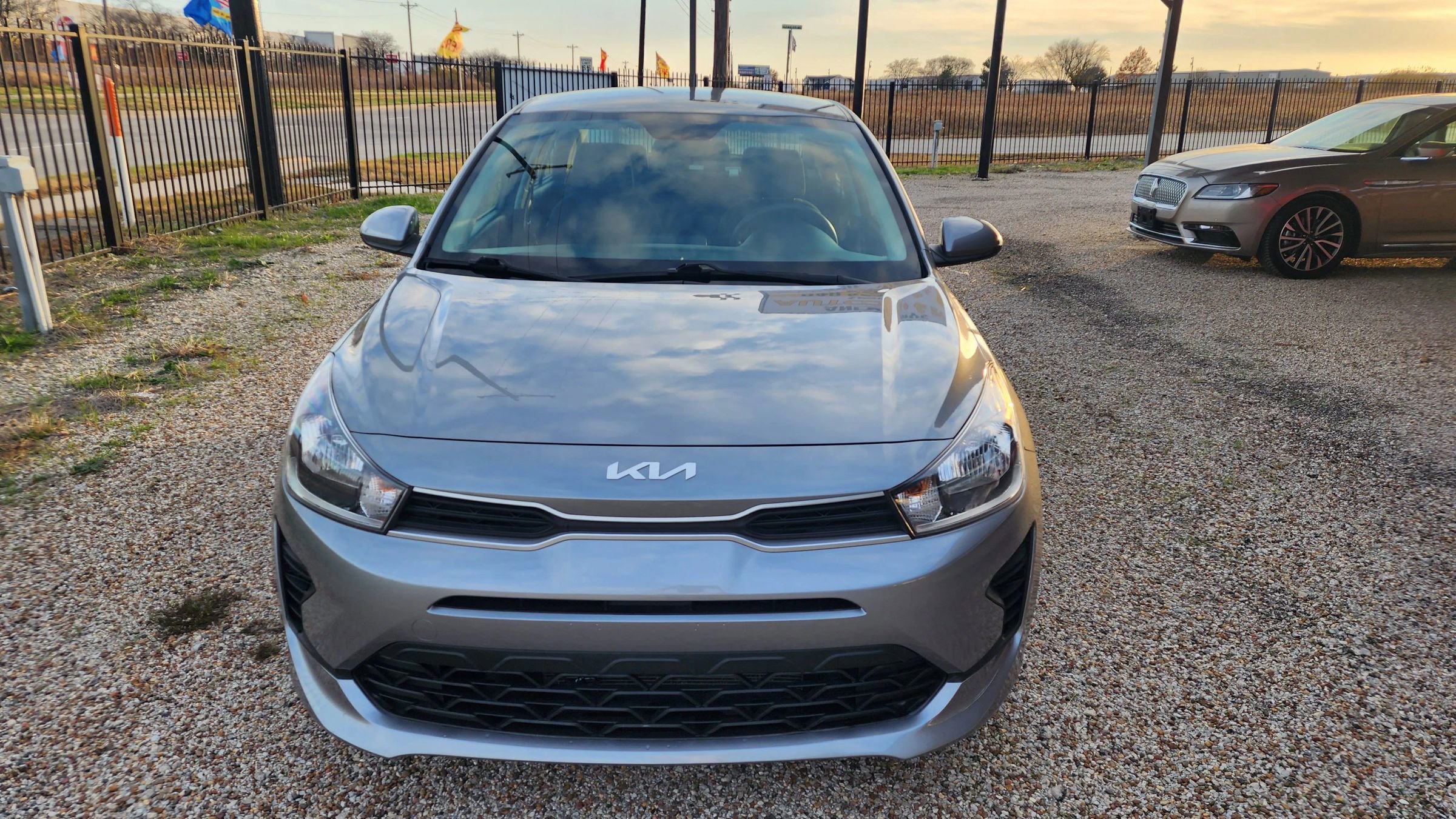 Used 2022 Kia Rio S image 5