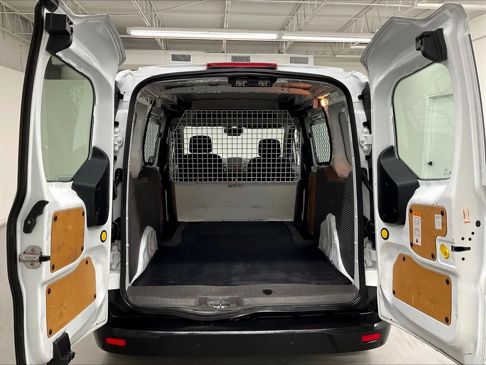 Used 2022 Ford Transit Connect XLT FWD image 37
