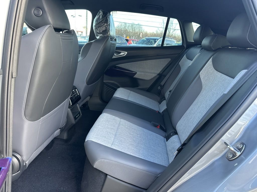 New 2025 Volkswagen ID.4 Pro AWD/4WD image 24