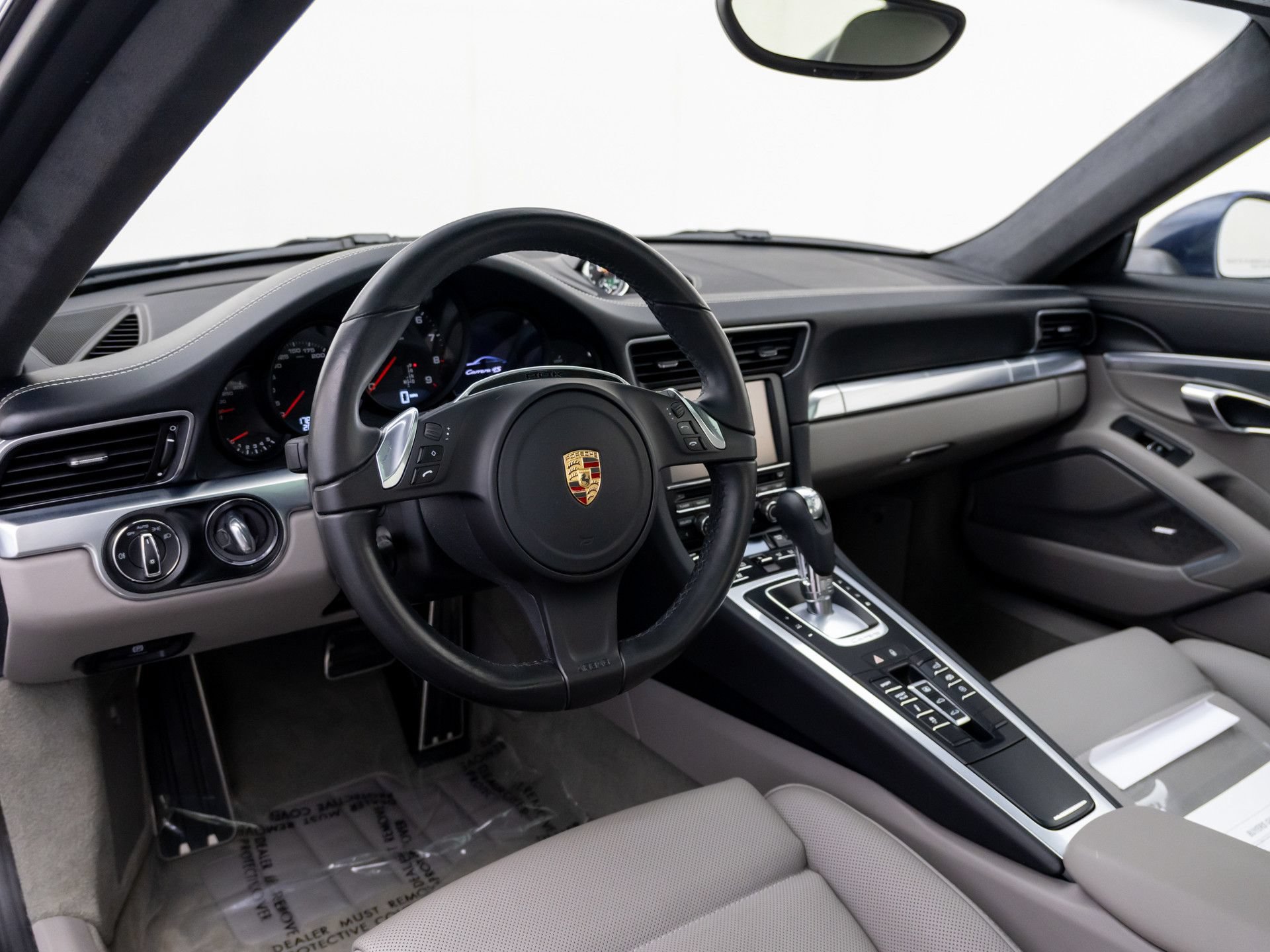 Used 2015 Porsche 911 Carrera 4S AWD/4WD image 11