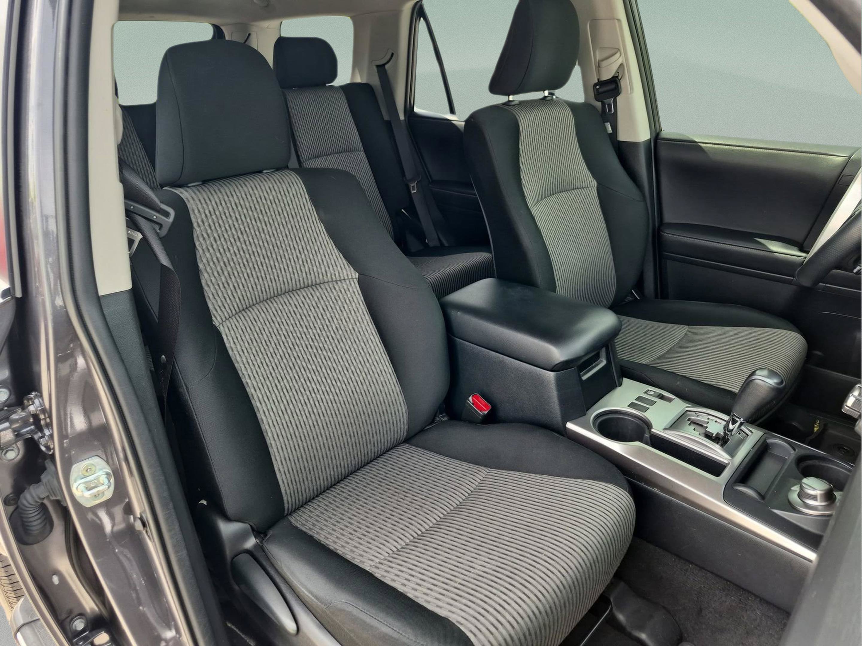 Used 2023 Toyota 4Runner SR5 AWD/4WD image 19