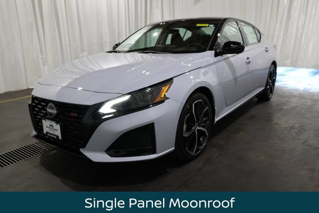 New 2026 Nissan Altima 2.5 SR w/ SR Premium Package FWD image 7
