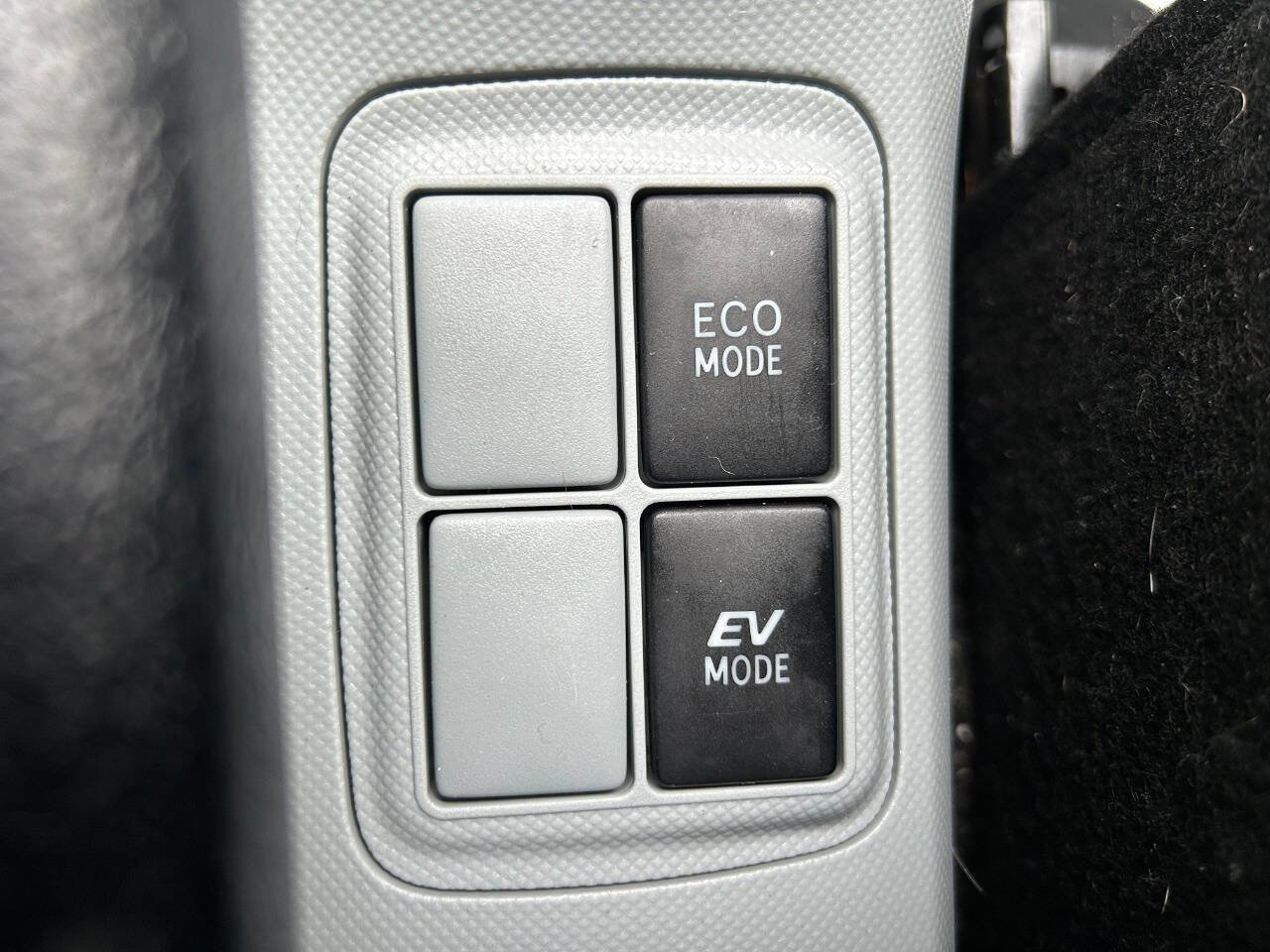 Used 2012 Toyota Prius C Three image 21