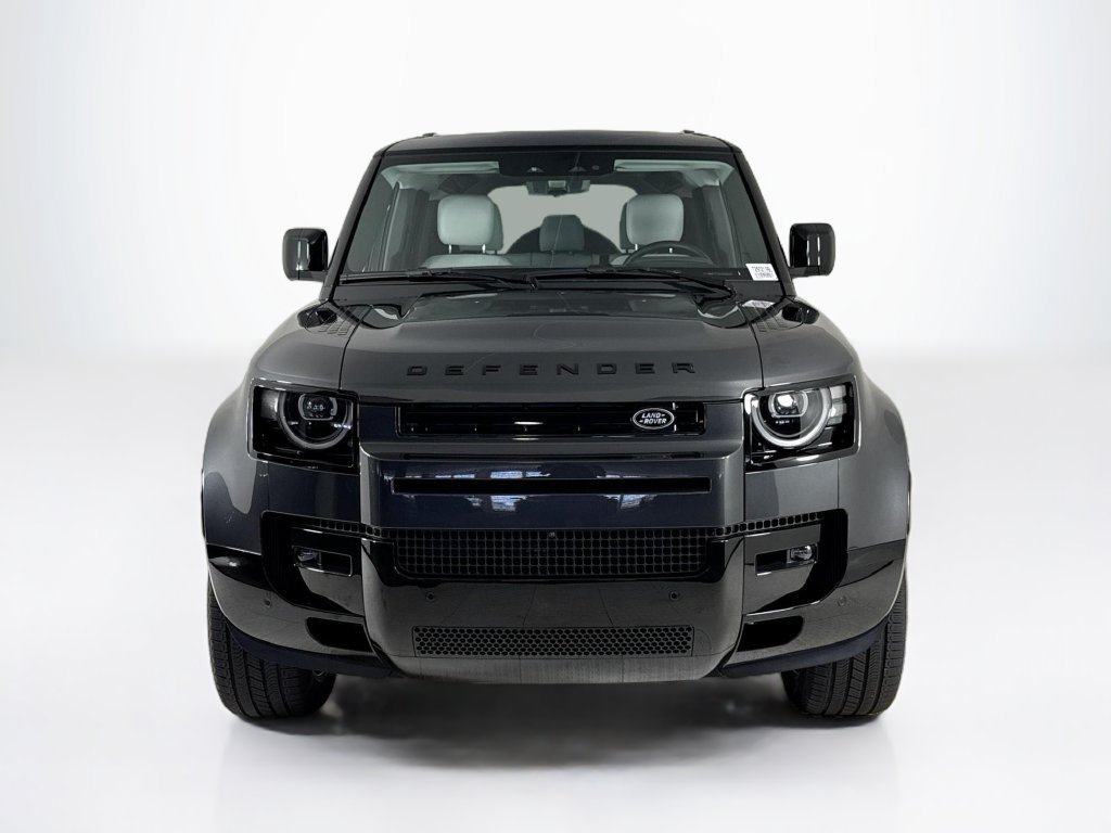 Used 2026 Land Rover Defender 110 X-Dynamic SE AWD/4WD image 8