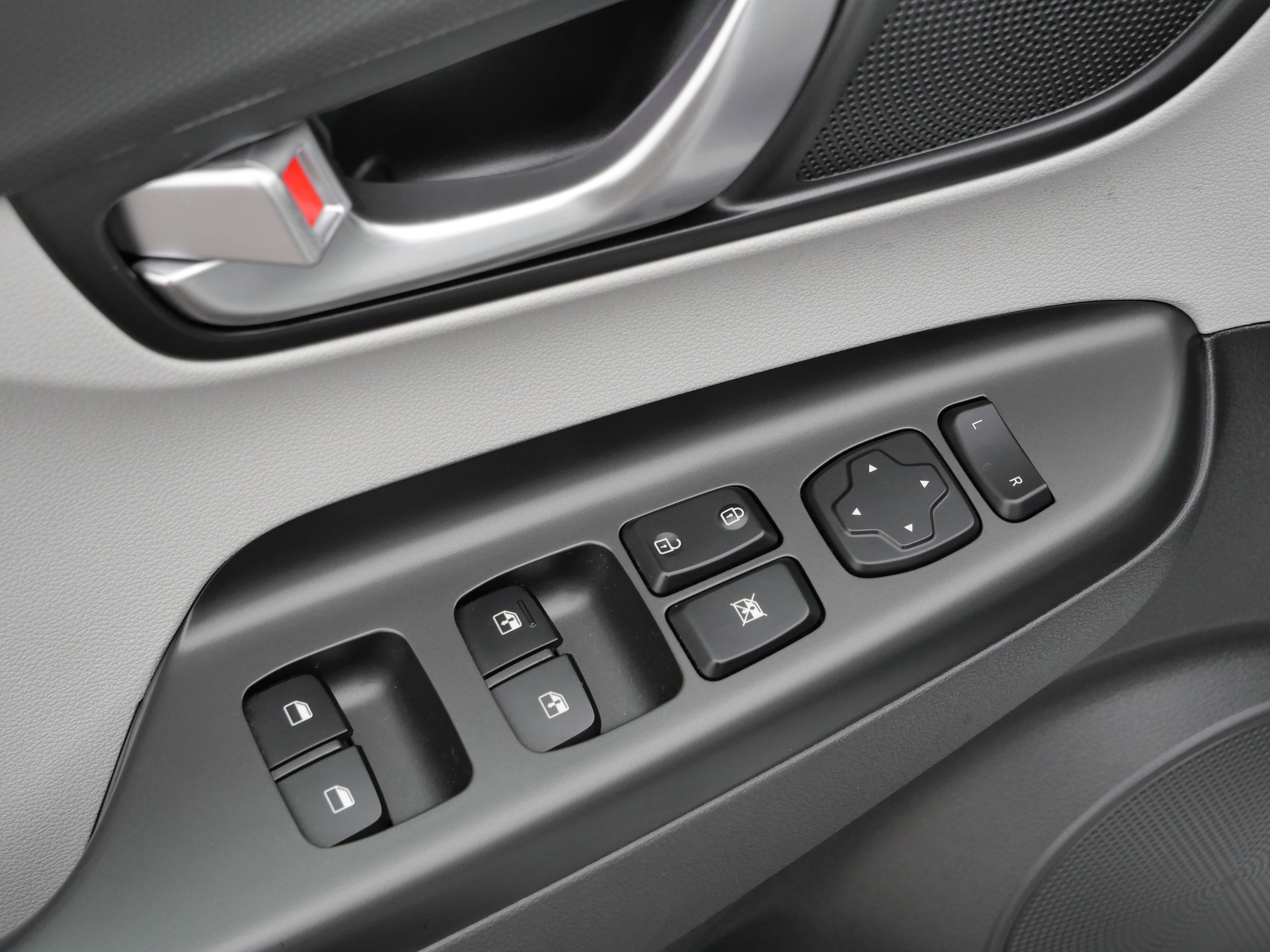 Certified 2022 Hyundai Kona SEL w/ Convenience Package image 19