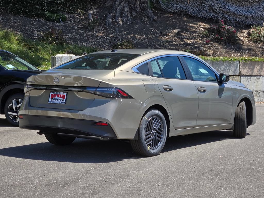 New 2026 Nissan Sentra SV w/ SV Convenience Package FWD image 4