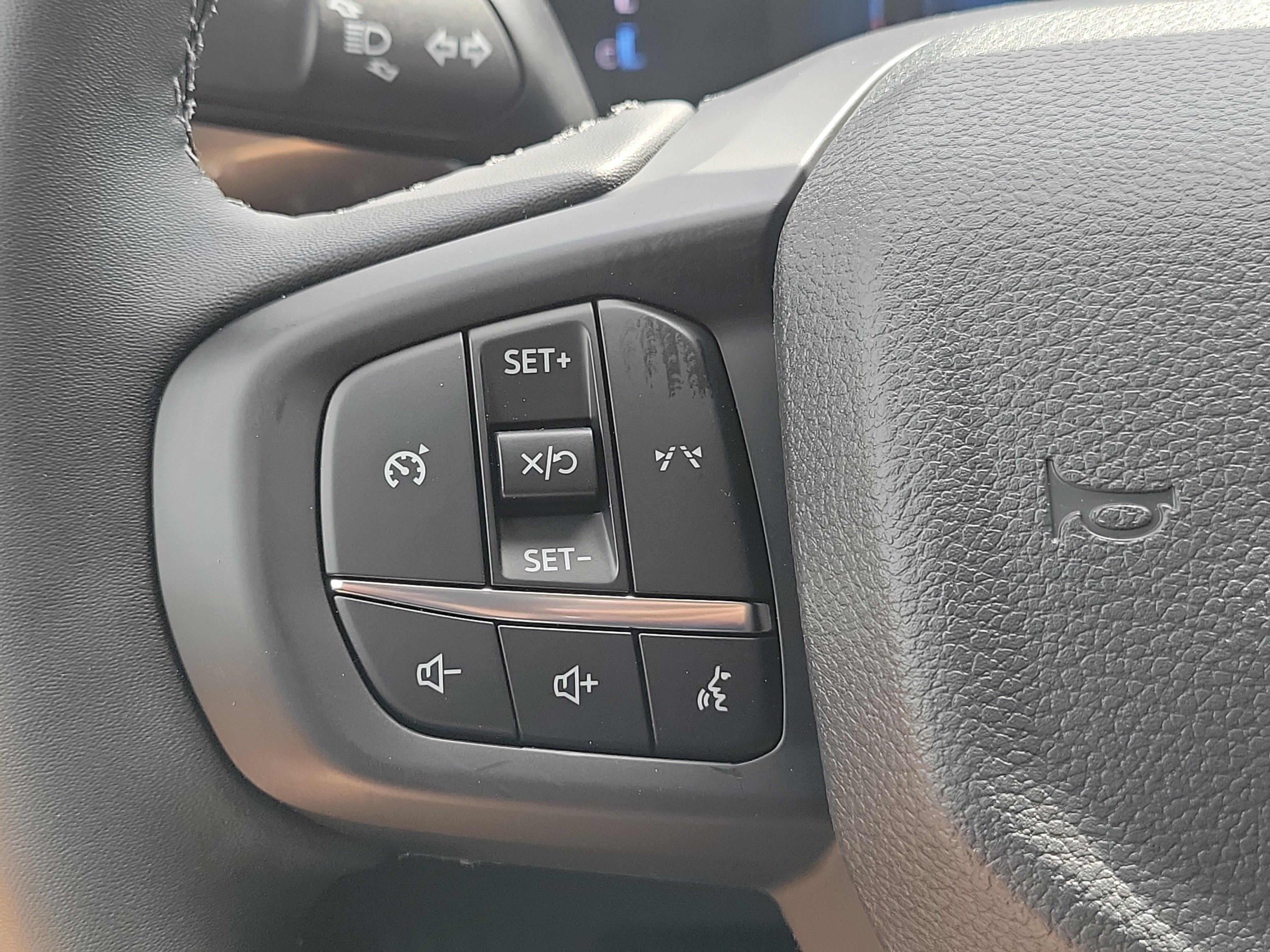 New 2026 Ford Ranger XLT w/ Black Appearance Package RWD image 21