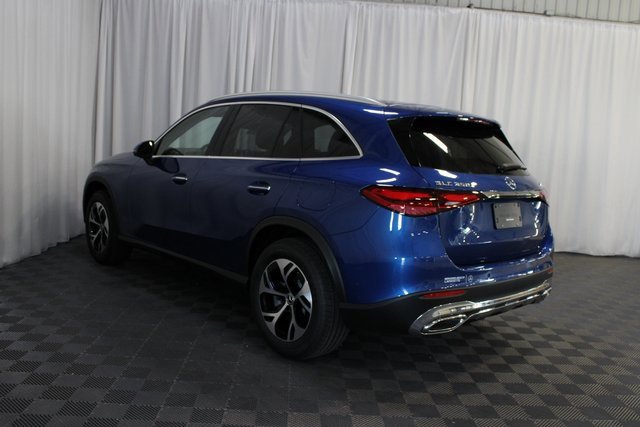 New 2026 Mercedes-Benz GLC 350e 4MATIC image 4