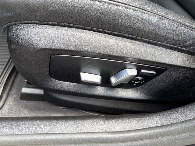 Used 2022 BMW 530i w/ M Sport Package image 10