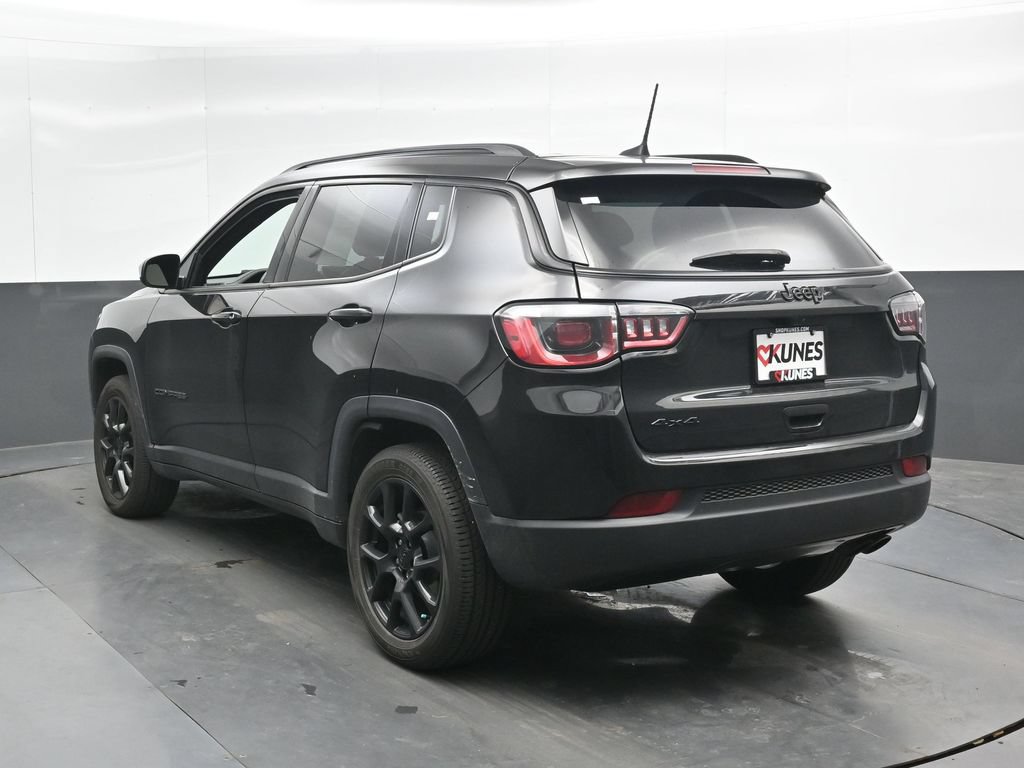 Used 2022 Jeep Compass Latitude w/ Convenience Group AWD/4WD image 10