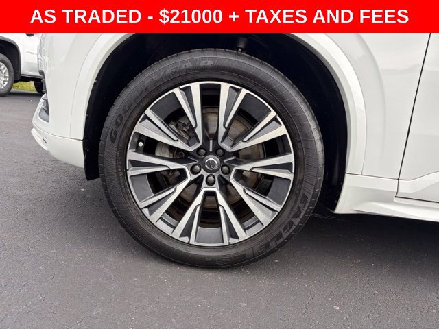 Used 2021 Volvo XC90 T5 Momentum w/ Protection Package Premier FWD image 9