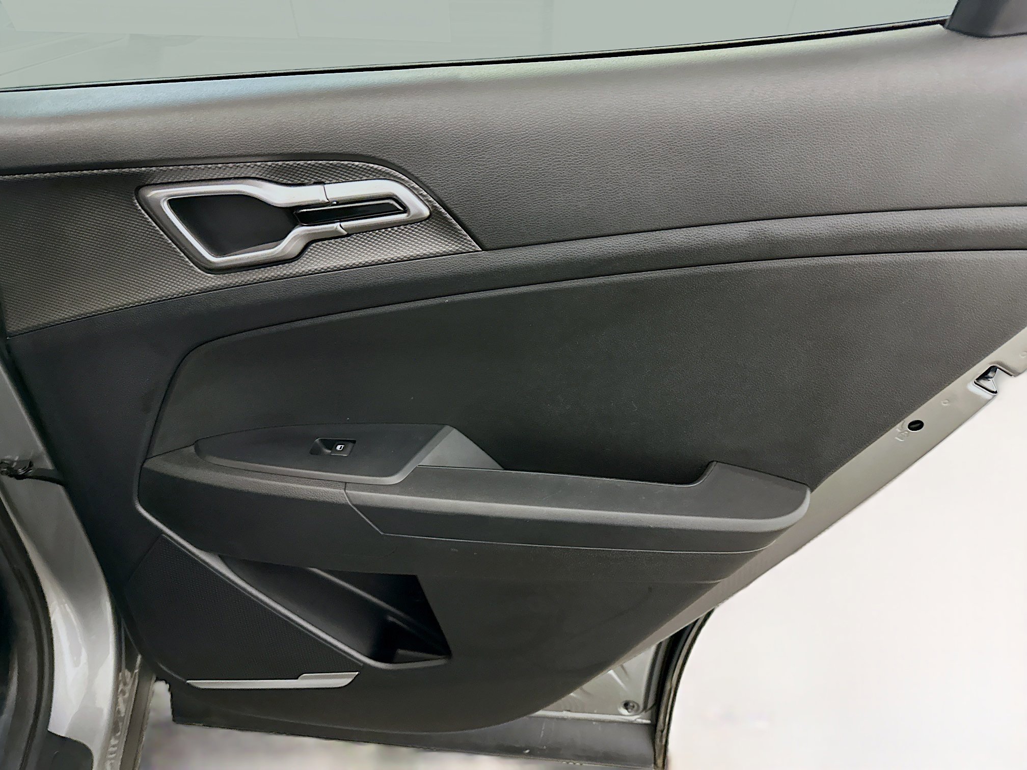 Used 2024 Kia Sportage LX image 30