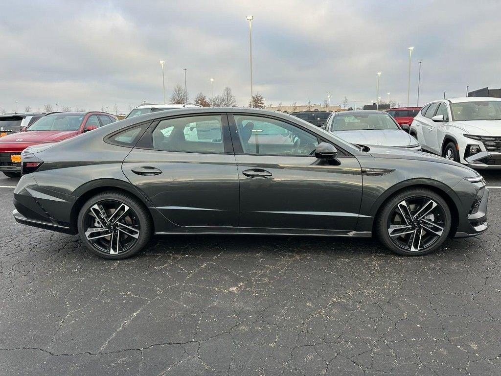 New 2026 Hyundai Sonata N Line FWD image 2