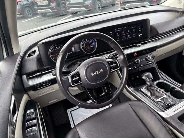 Certified 2023 Kia Carnival LX image 27