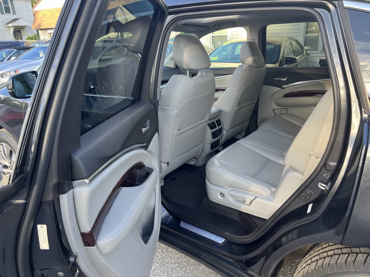 Used 2016 Acura MDX SH AWD w/Tech 4dr SUV w/Techno image 18