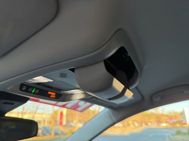 Used 2023 Chevrolet Equinox LT image 24