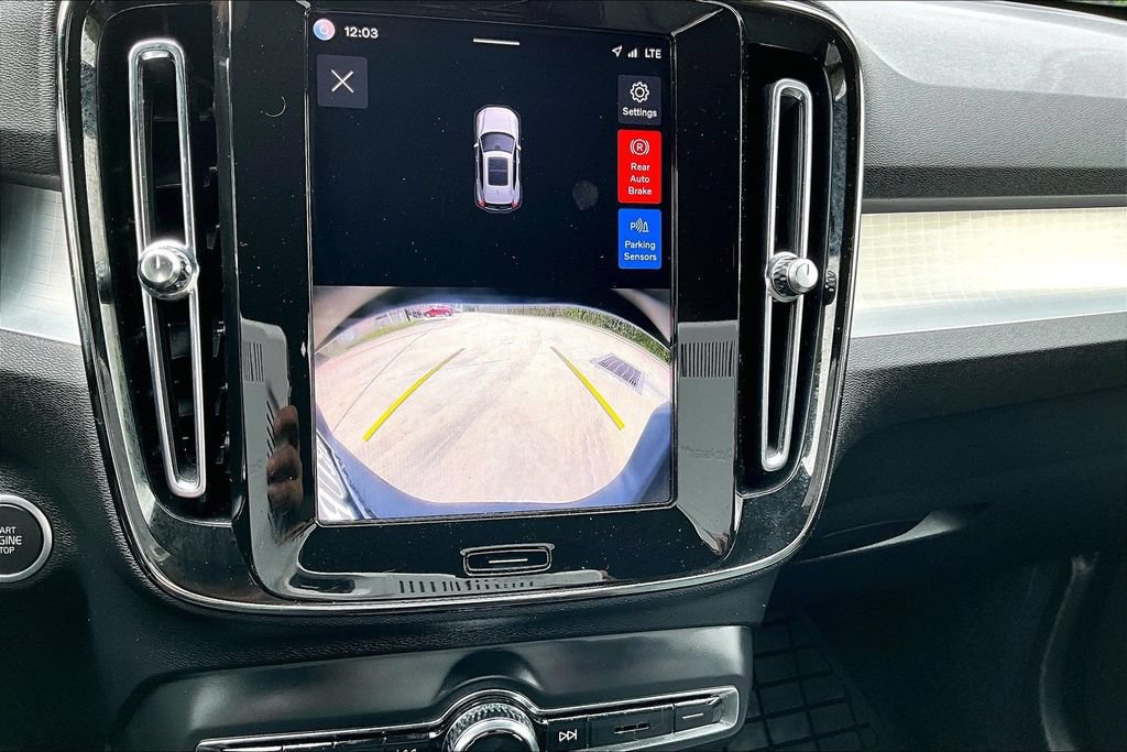 Certified 2024 Volvo XC40 B5 Core AWD/4WD image 29