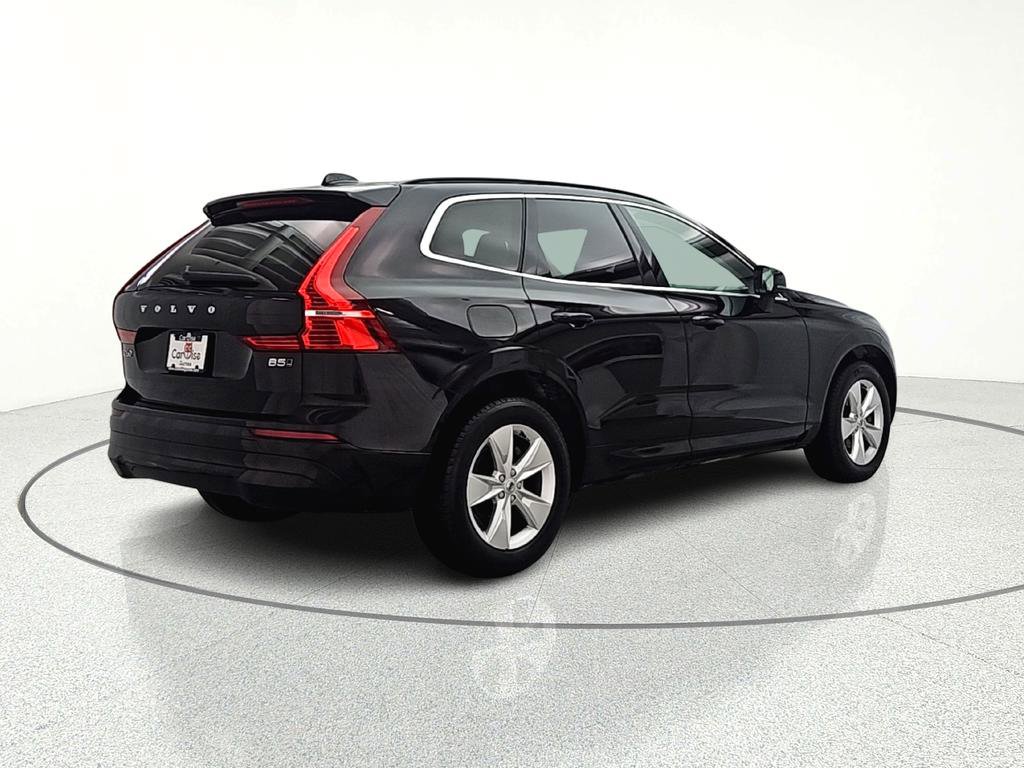 Used 2022 Volvo XC60 B5 Momentum AWD/4WD image 9
