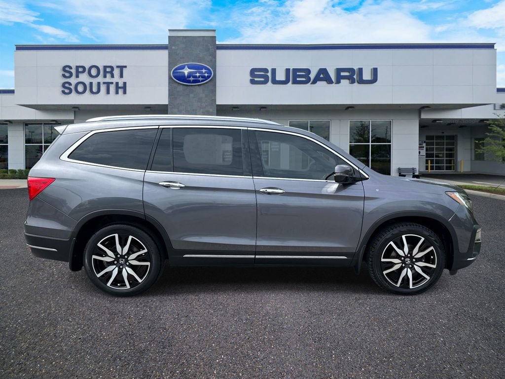 Used 2019 Honda Pilot Touring image 2