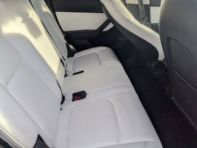 Used 2021 Tesla Model Y Long Range image 21