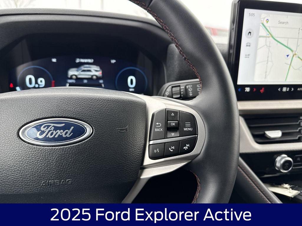 Used 2025 Ford Explorer Active image 22