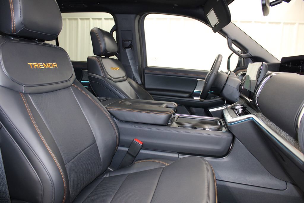 New 2025 Ford Expedition Tremor image 37